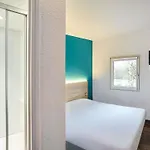 Hotelf1 La Rochelle 