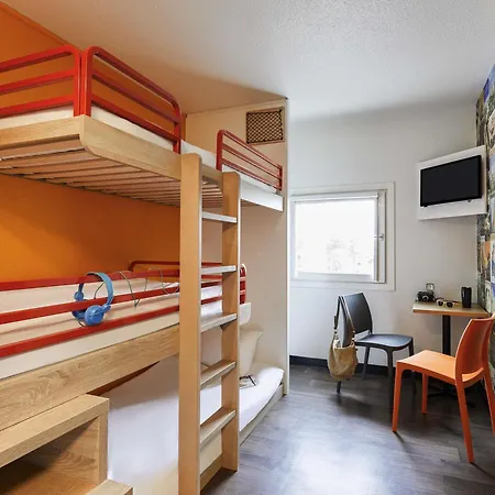 Hotel Hotelf1 La Rochelle Rénové