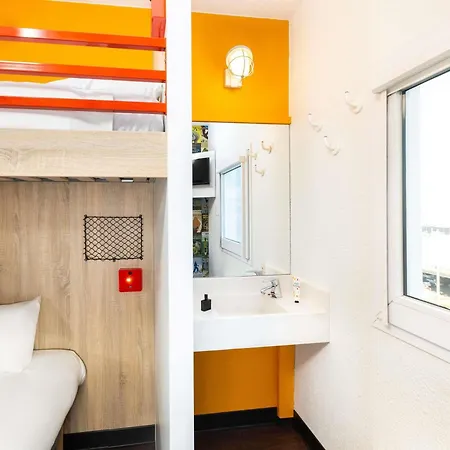 Hotel Hotelf1 La Rochelle Rénové 2*