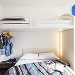 Hotelf1 La Rochelle 
