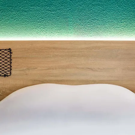 Hotel Hotelf1 La Rochelle 