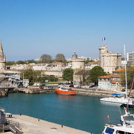 Hotelf1 La Rochelle 