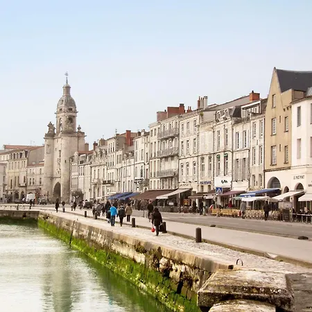 Hotelf1 La Rochelle 