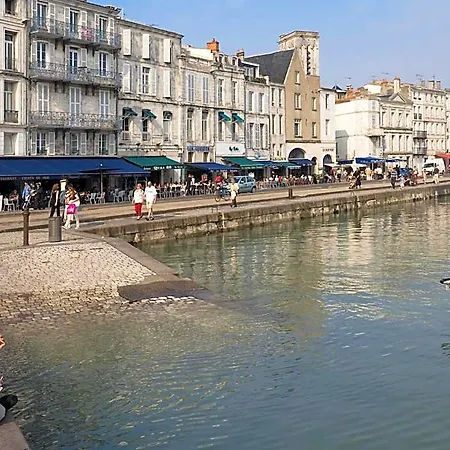 فندق Hotelf1 La Rochelle 